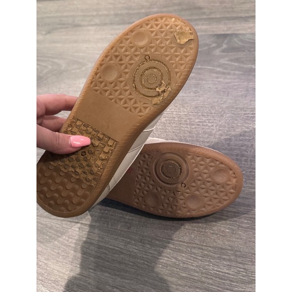 DV Dolce Vita Womens 7.5 Cream Low Top voyage Sneakers - Picture 4 of 5